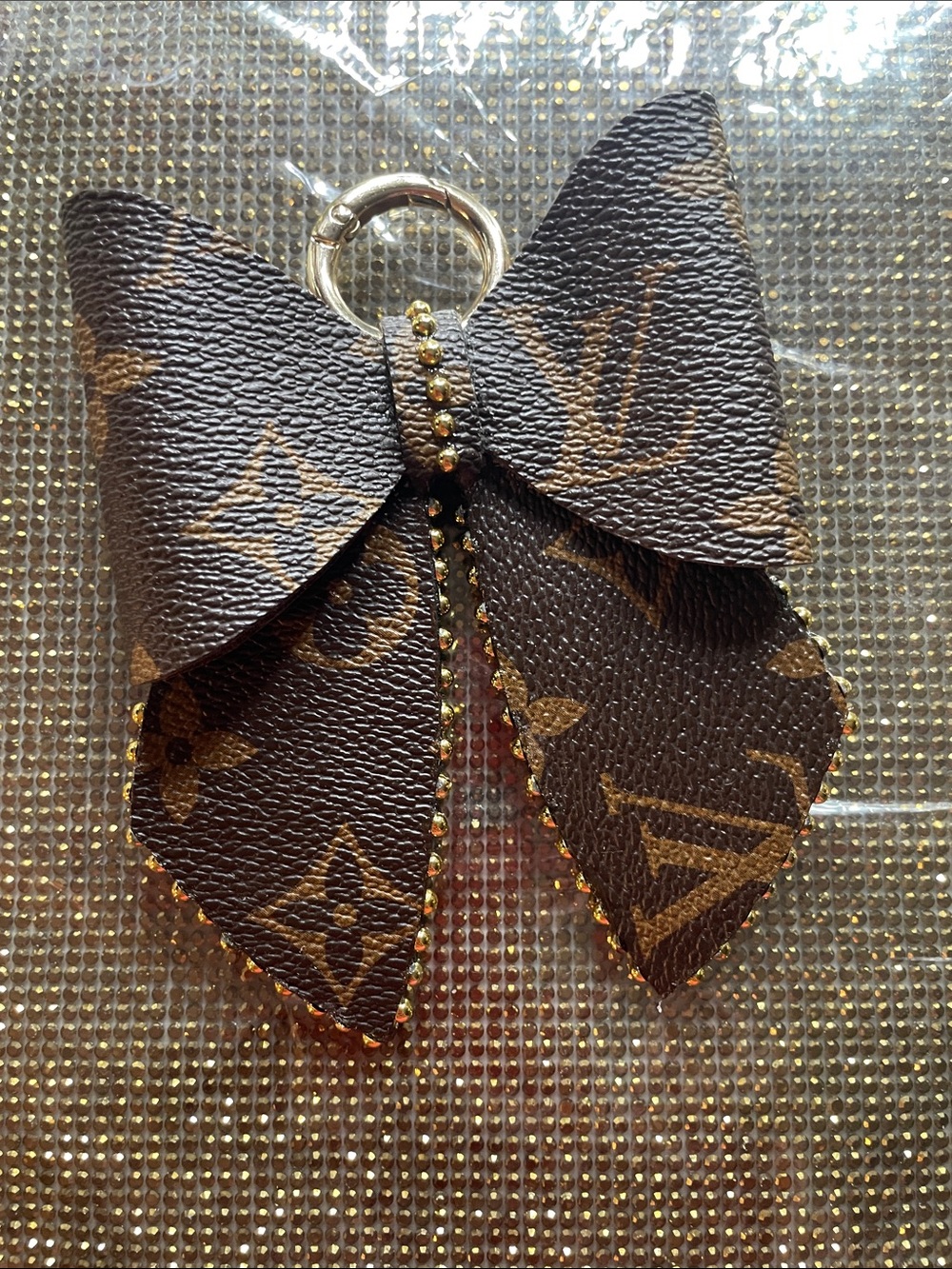 Large studded keychain bow for purse handbags backpacks
